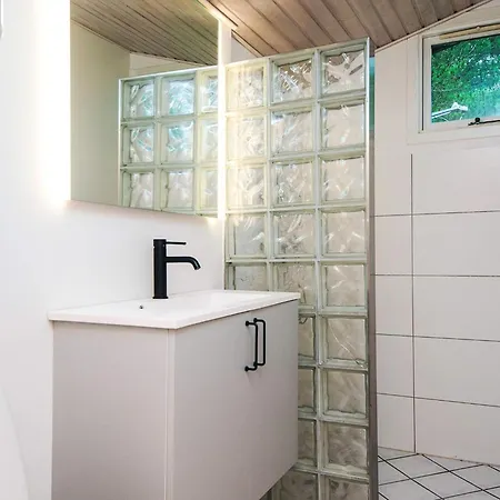 4 Person In Bl Vand Ferienhaus