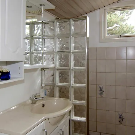 4 Person Holiday Home In Blavand بيت للعطل Blåvand